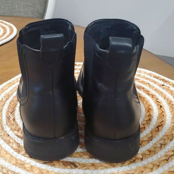 Steve Madden Black Leather Boots - Picture 5 of 9